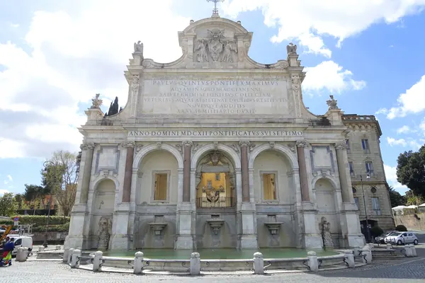 Fontana dell'Acqua Paola, il Fontanone sul Gianicolo a Roma